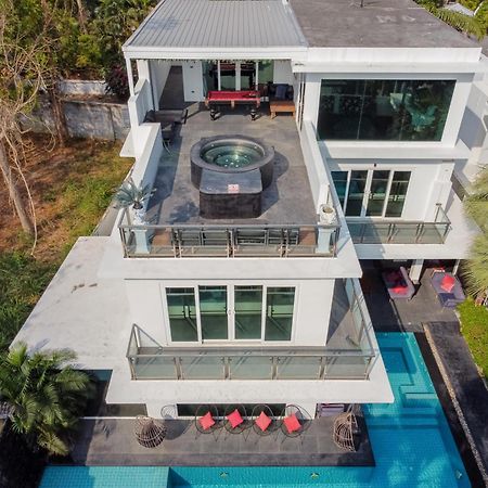 Villas In Pattaya Jomtien Beach Exterior foto
